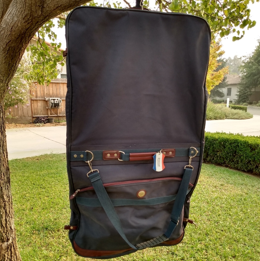 American Tourister Garment Bag